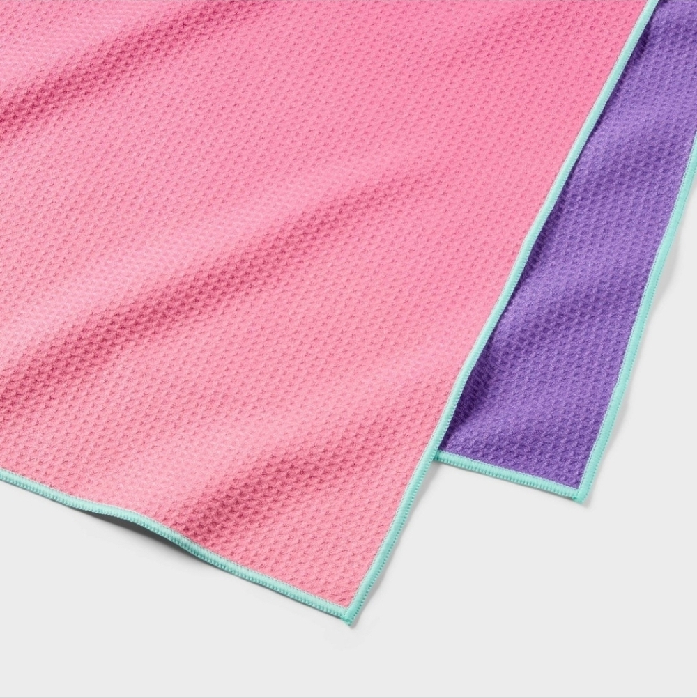 Purple Pink Ombre Sand Resistant Beach Towel - Picture 4 of 4